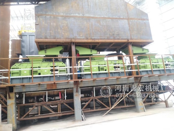 對輥制砂機VS傳統設備：如何實現青石制砂的“低損耗”與“高產出”？